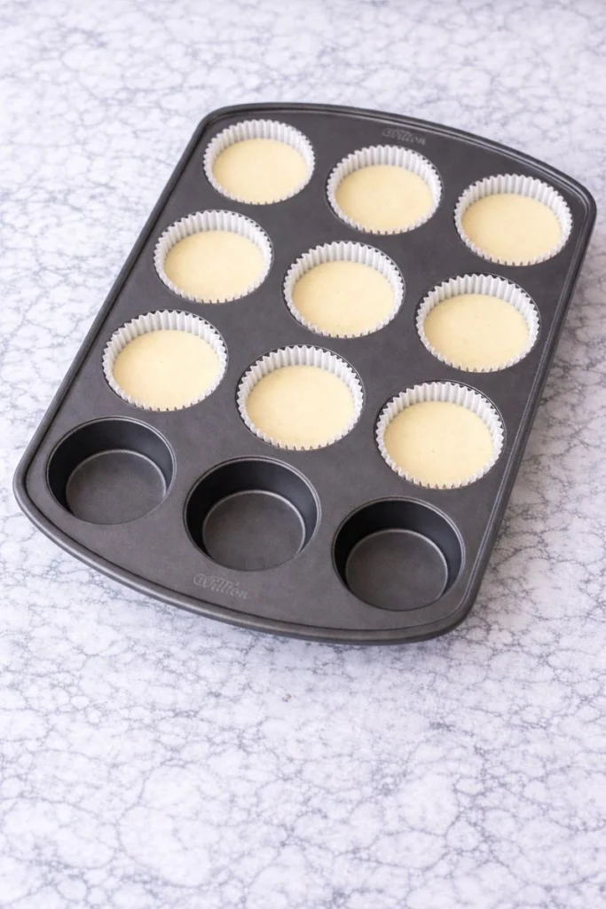 Easy Valentine’s Day Mini Cheesecakes