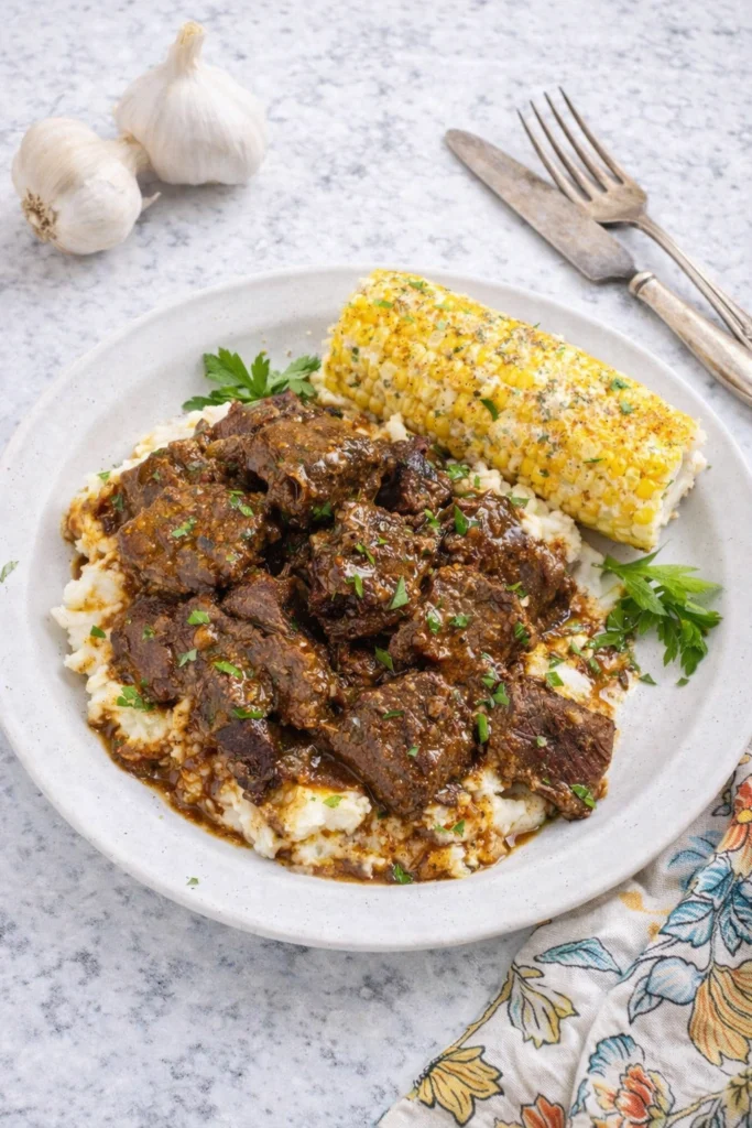 Slow Cooker Garlic Butter Steak Bites