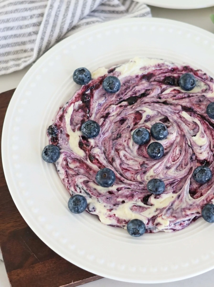 finished blueberry cheesecake dip