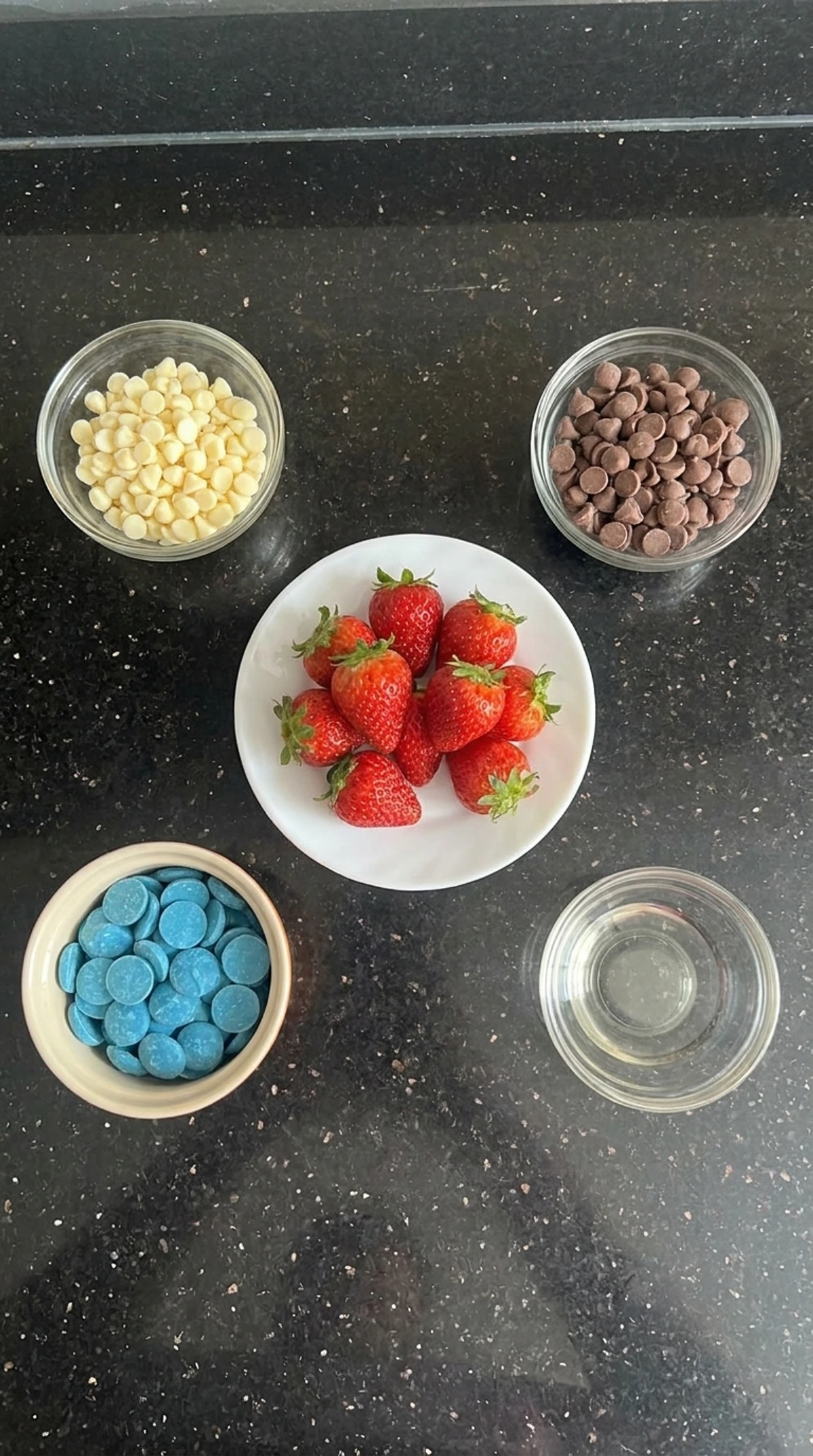 Ingredients for chocolate covered strawberries