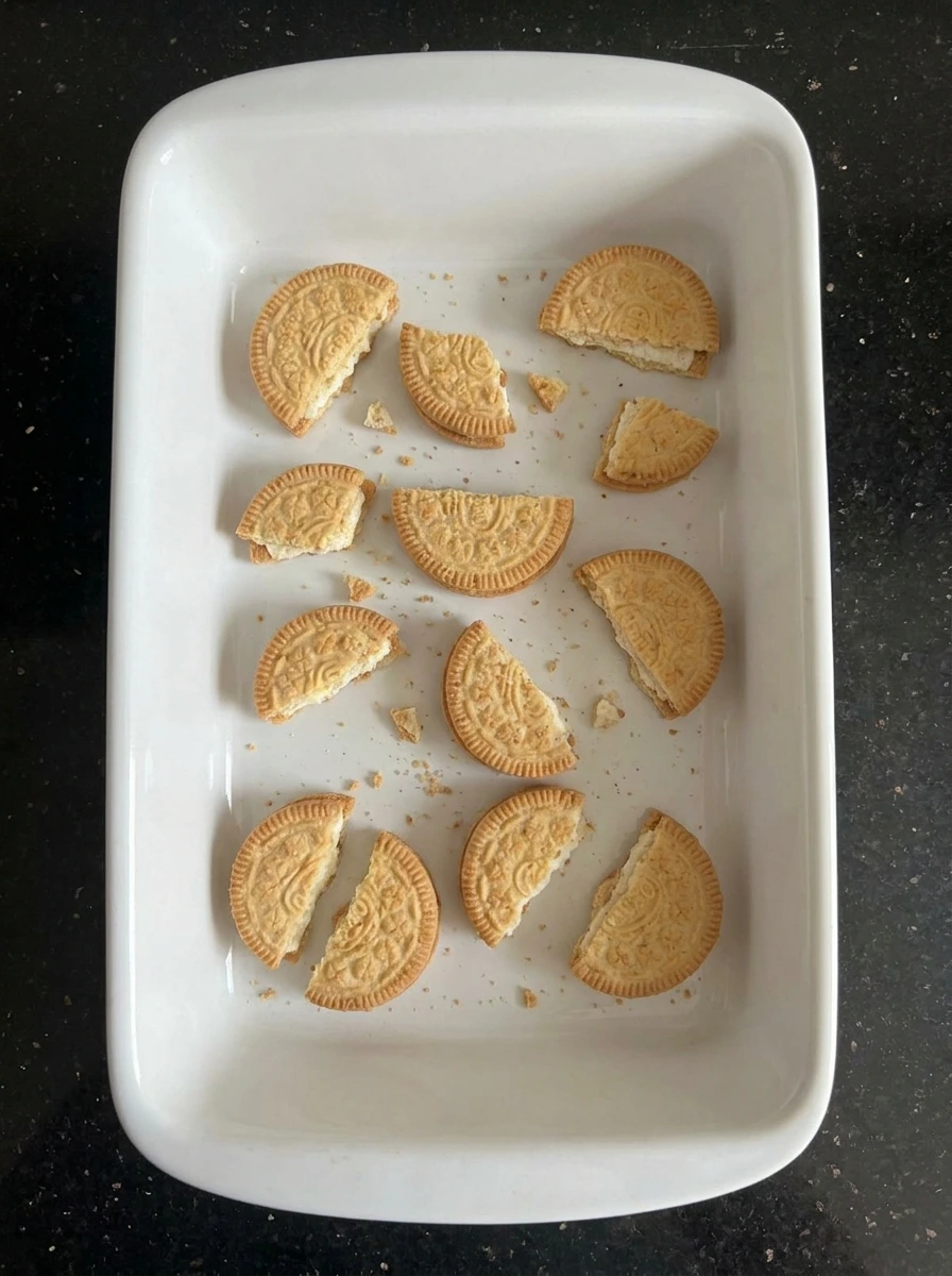 Broken sandwich cookies for cookie bark