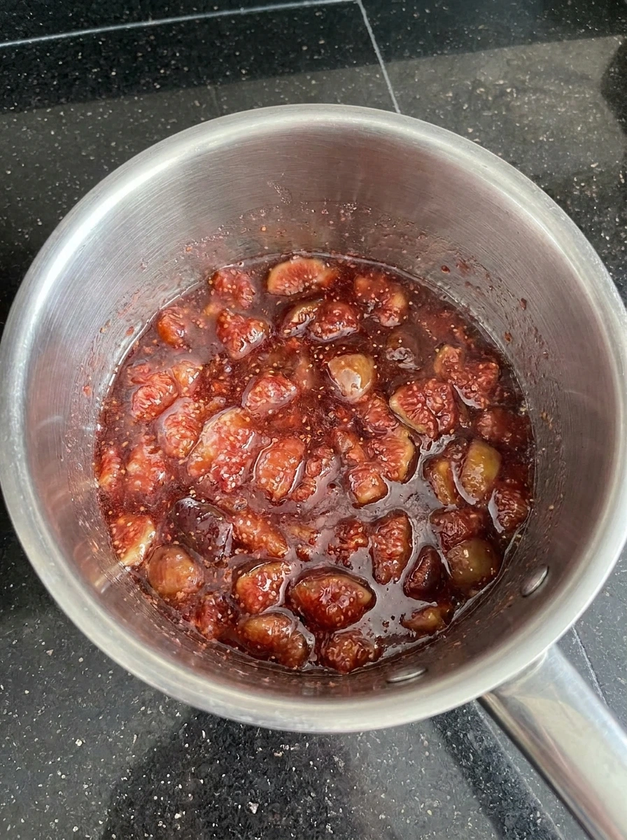 Cooked fig filling for Fig Crumble Bars