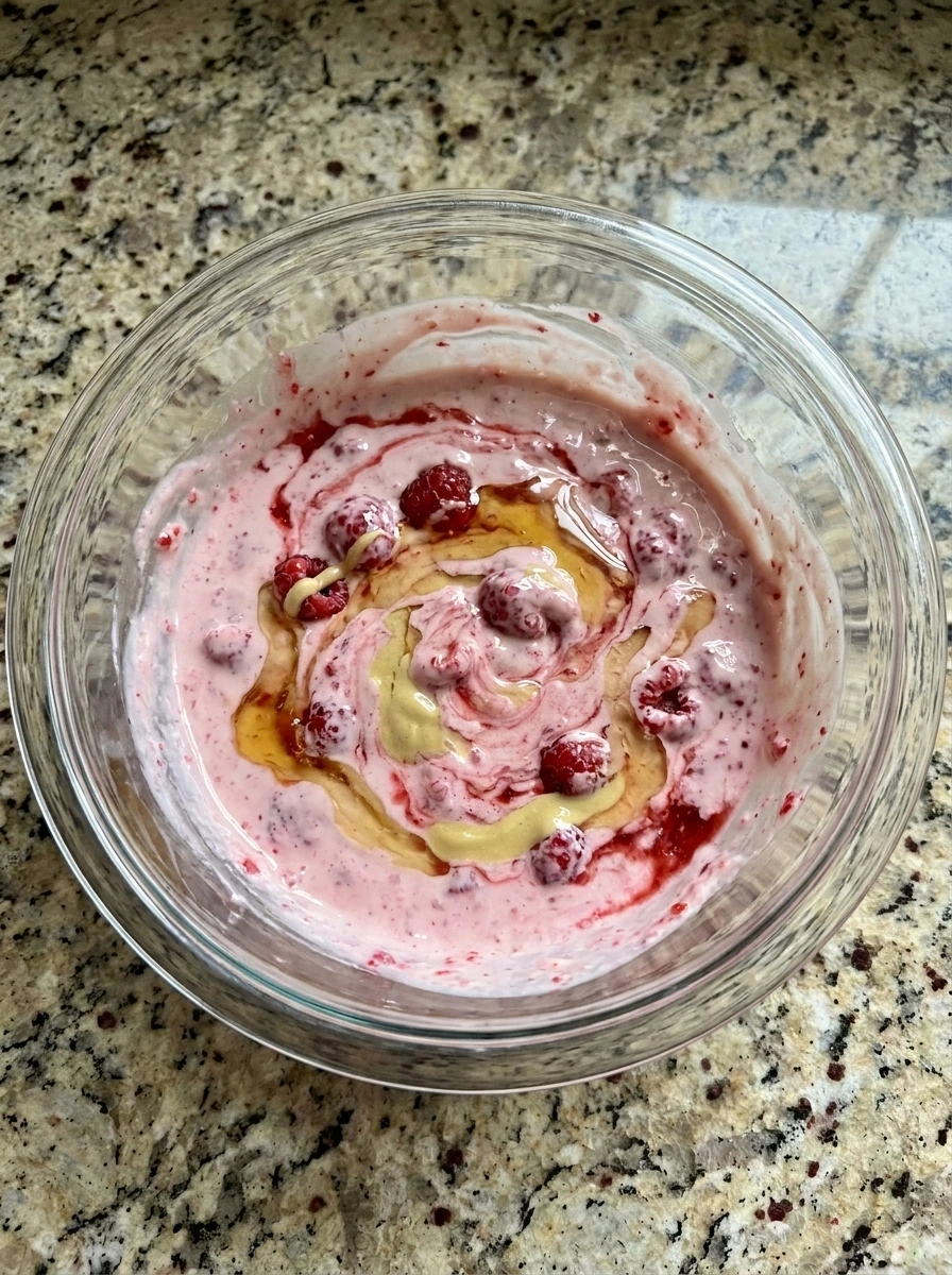 Creamy raspberry dressing for Raspberry Chicken Wraps